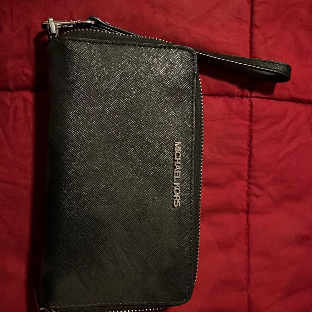 MK wristlet wallet